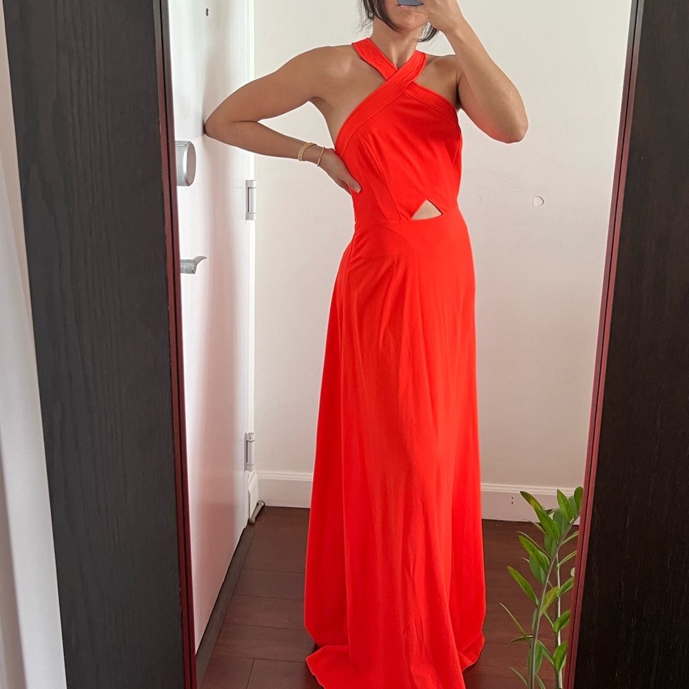 Trending color dress for summer weddings